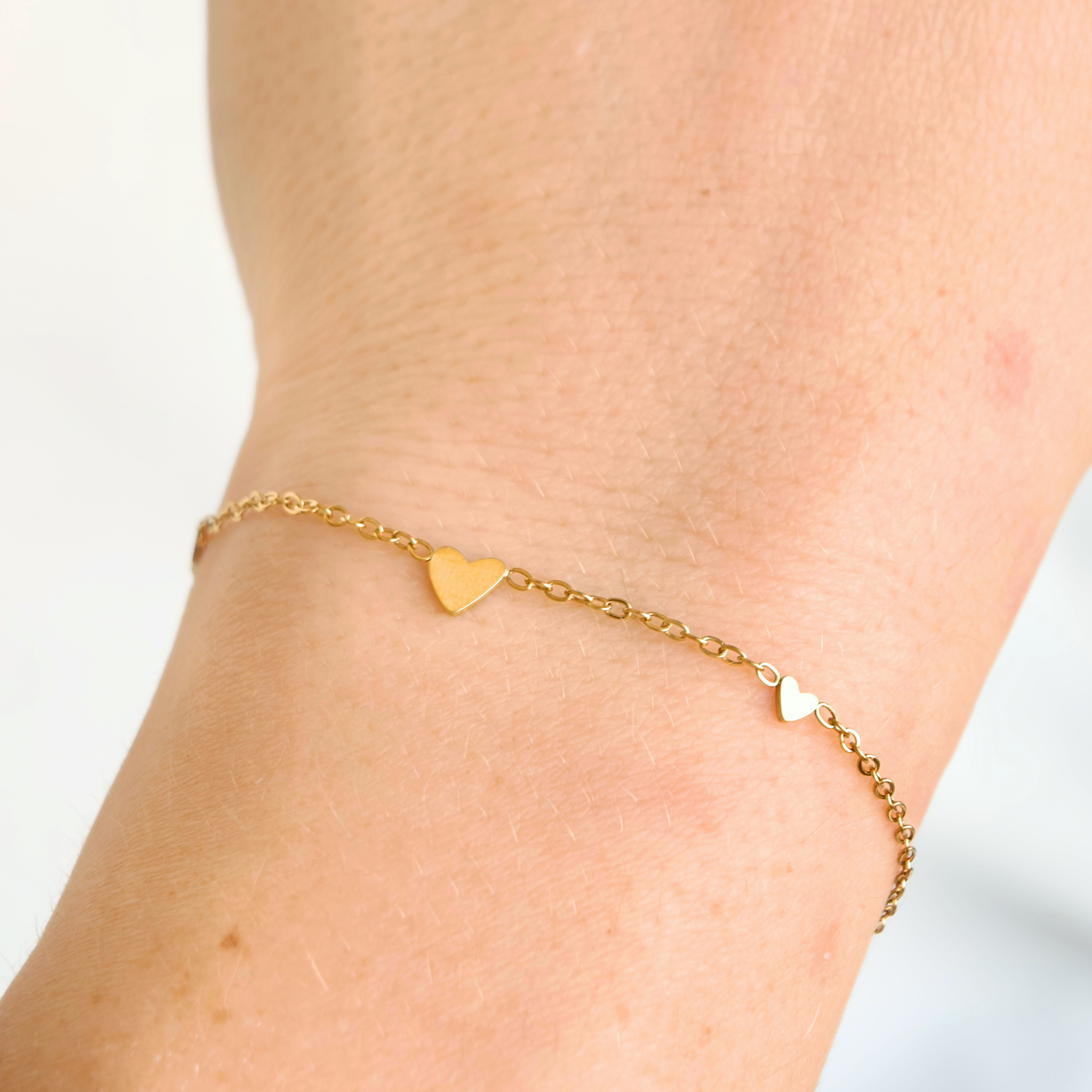 Blueyejewelry - Minimalist Gold Triple Heart Bracelet - Stainless Steel