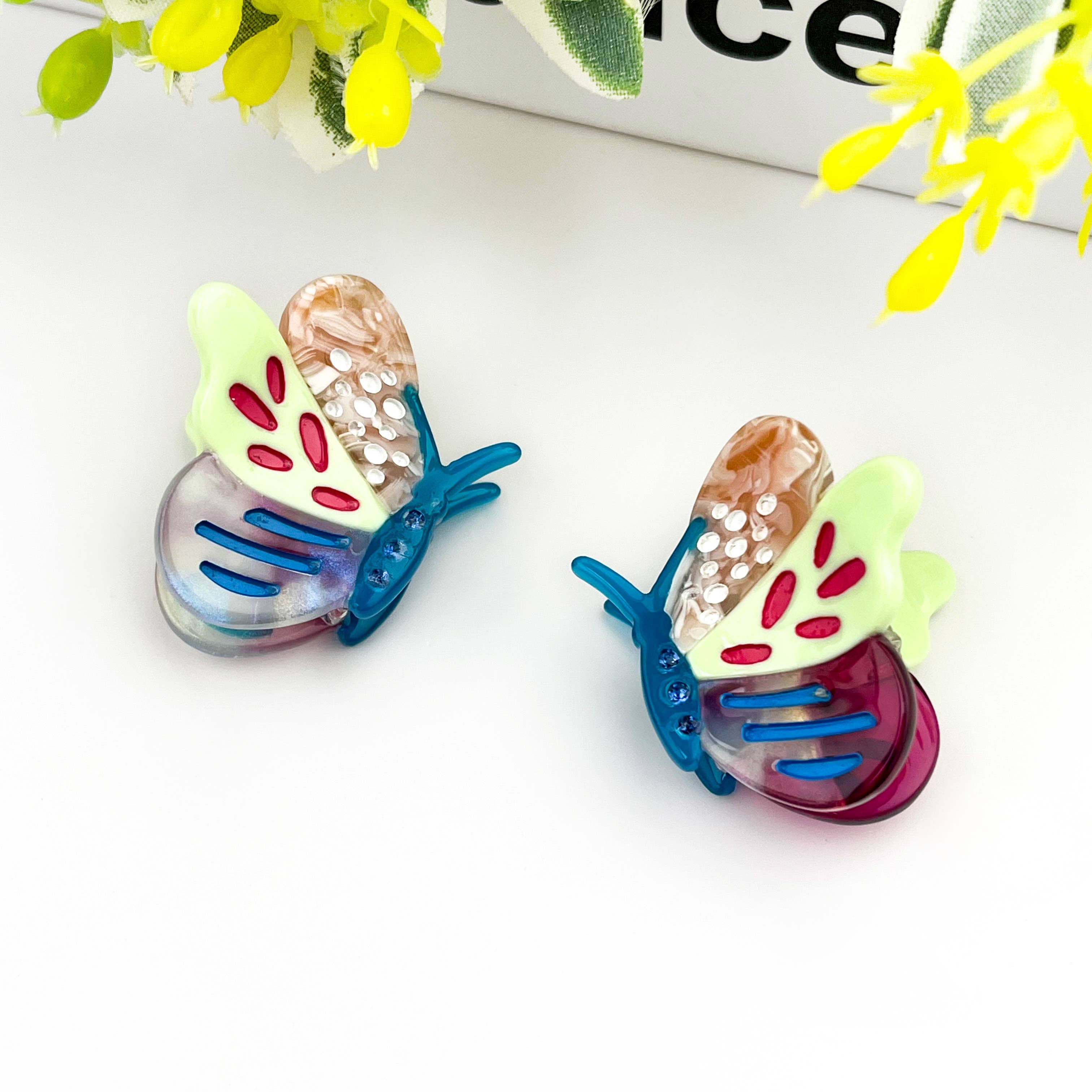 TheDivaSoap - Mini Butterfly Claw Clip, Cute Snail Hair Clip