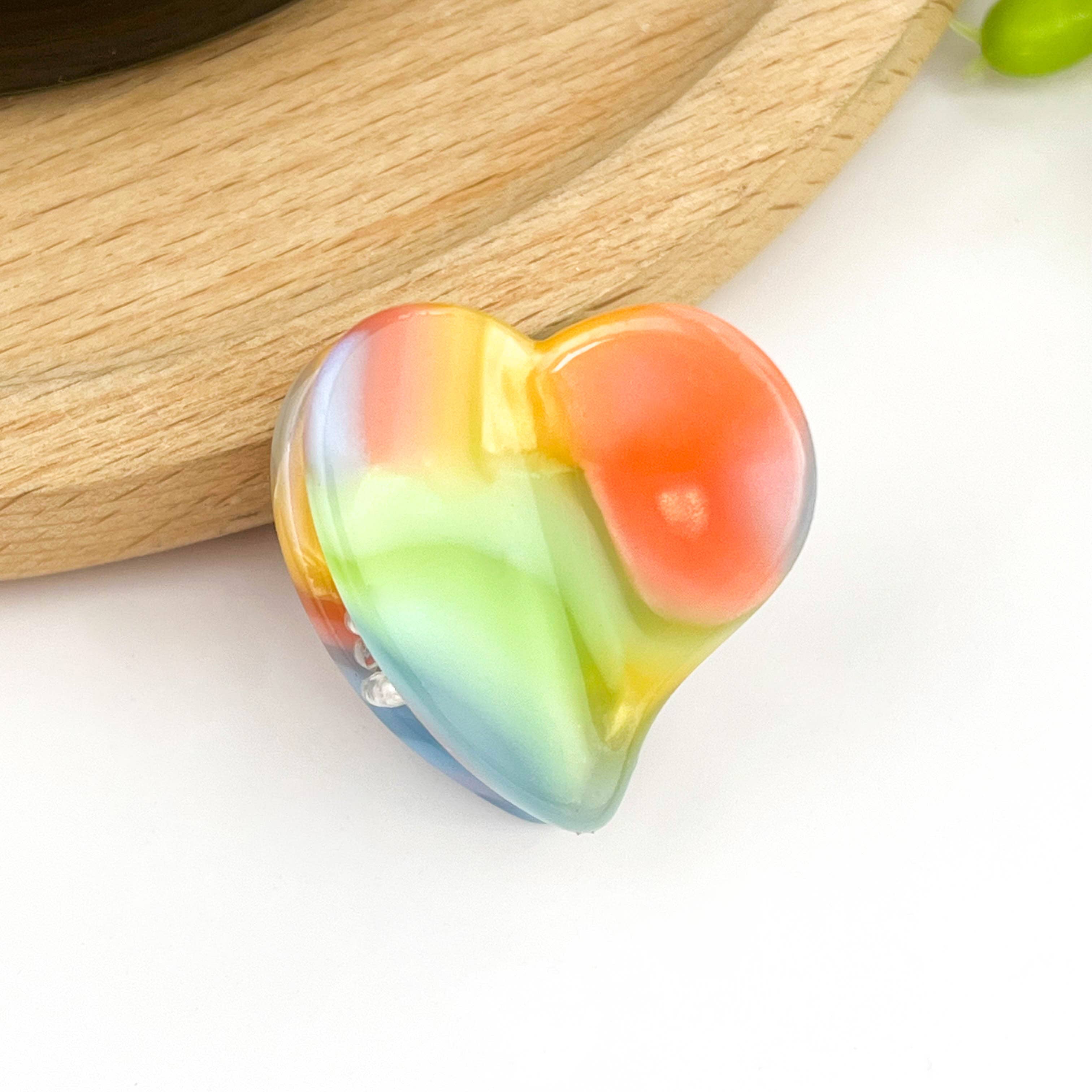 TheDivaSoap - Cute Mini Heart Acetate Claw Clip, Valentine's Day Hair Clip