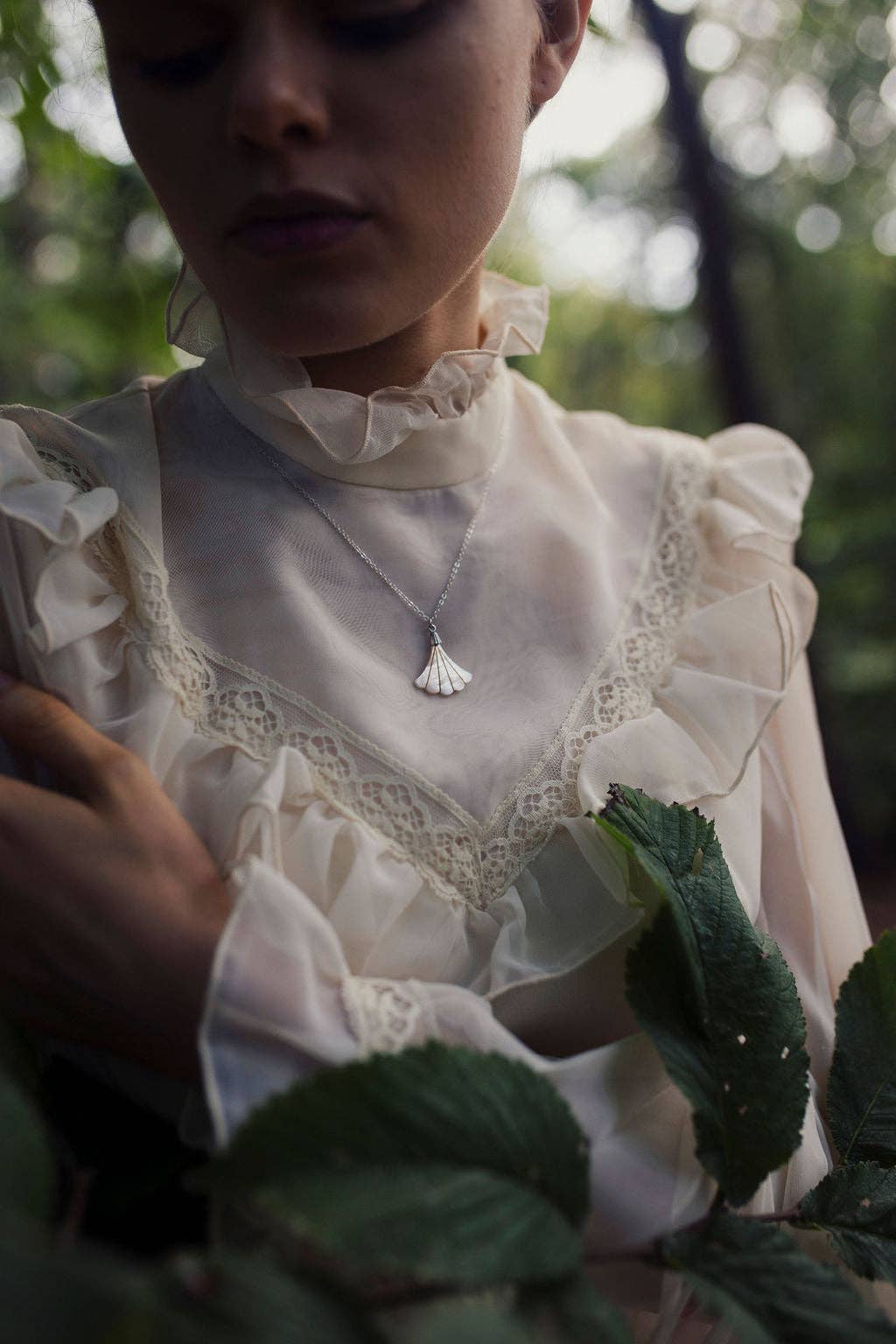 Art Deco Fan Necklace | Gold