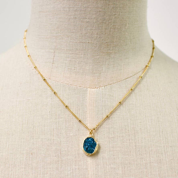 charm necklace: Labradorite