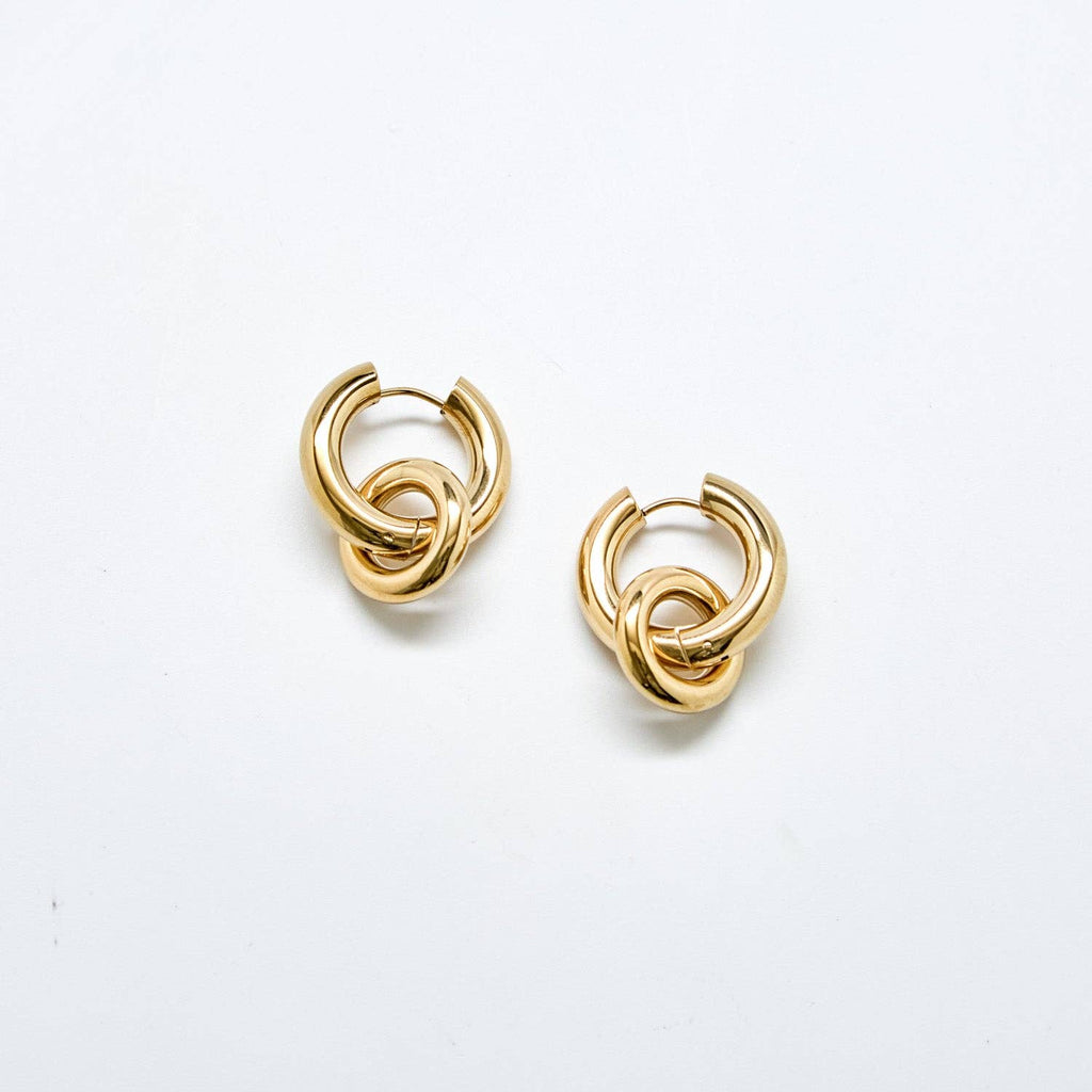 Admiral Row Jewelry - Gold Interlocking Hoop Earrings - Fall, Gift Jewelry