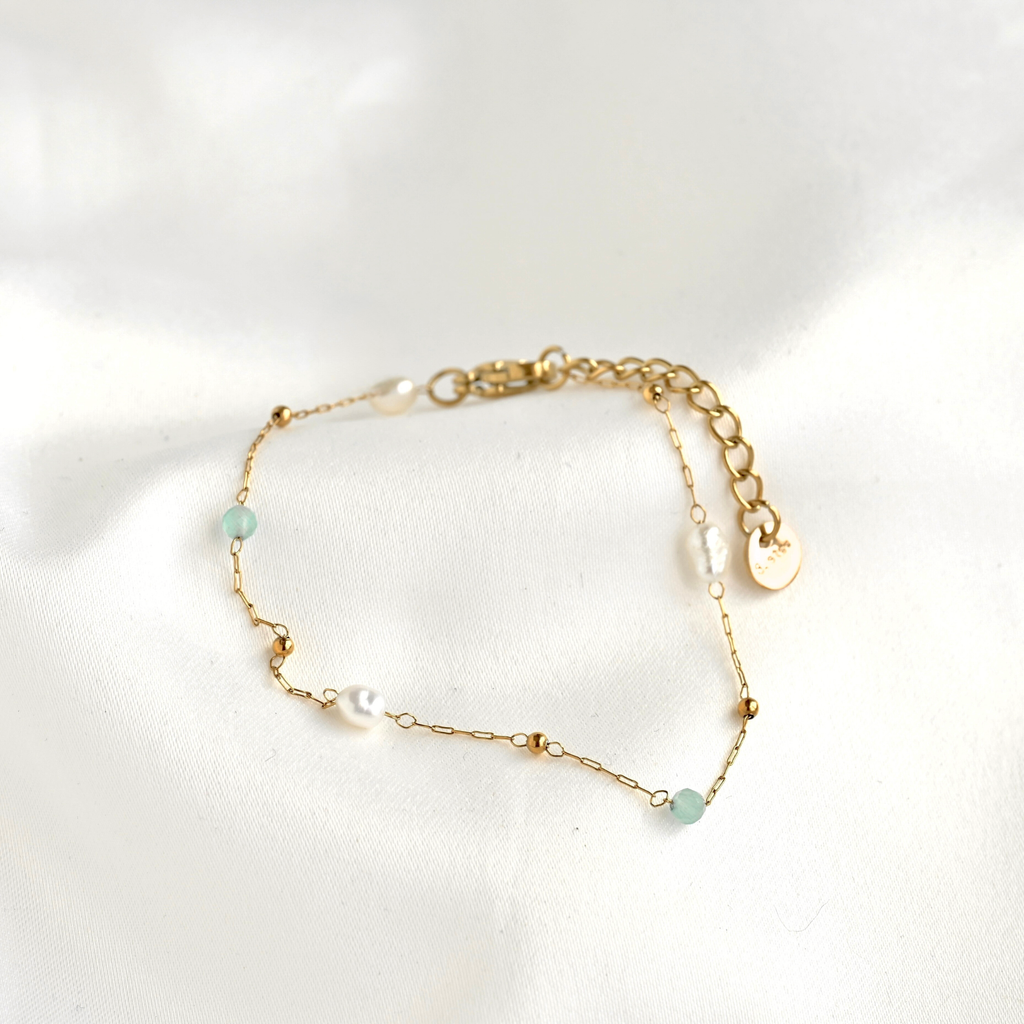 Blueyejewelry - Sage Beaded Freshwater Pearl Bracelet -  Stainless Steel