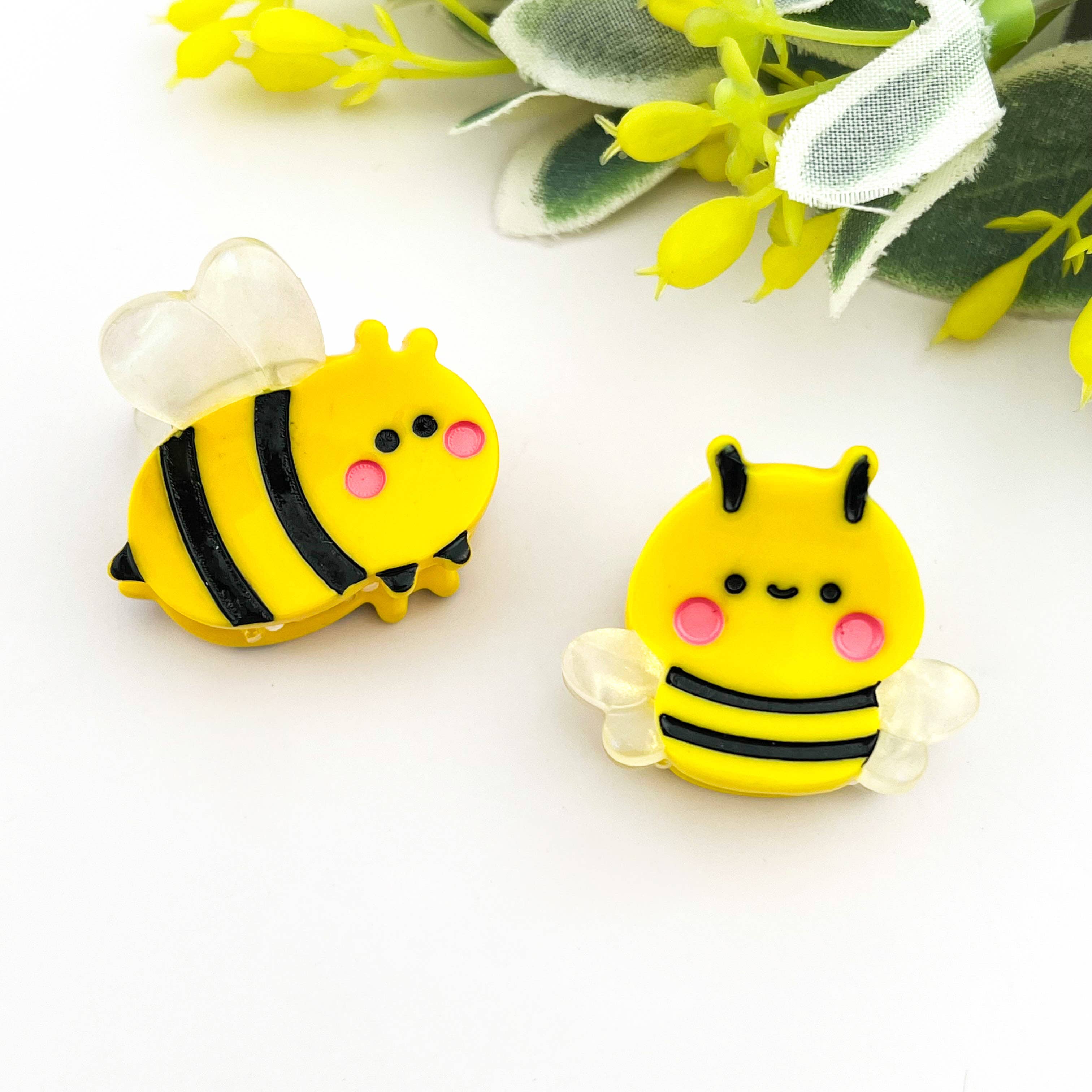 TheDivaSoap - Mini Bee Hair Claw Clip, Insect Hair Clip