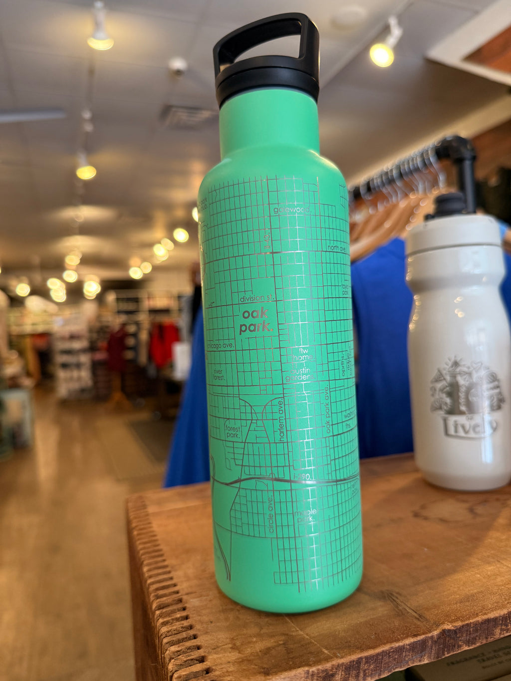 Oak Park Etched Water Bottle - 21 oz