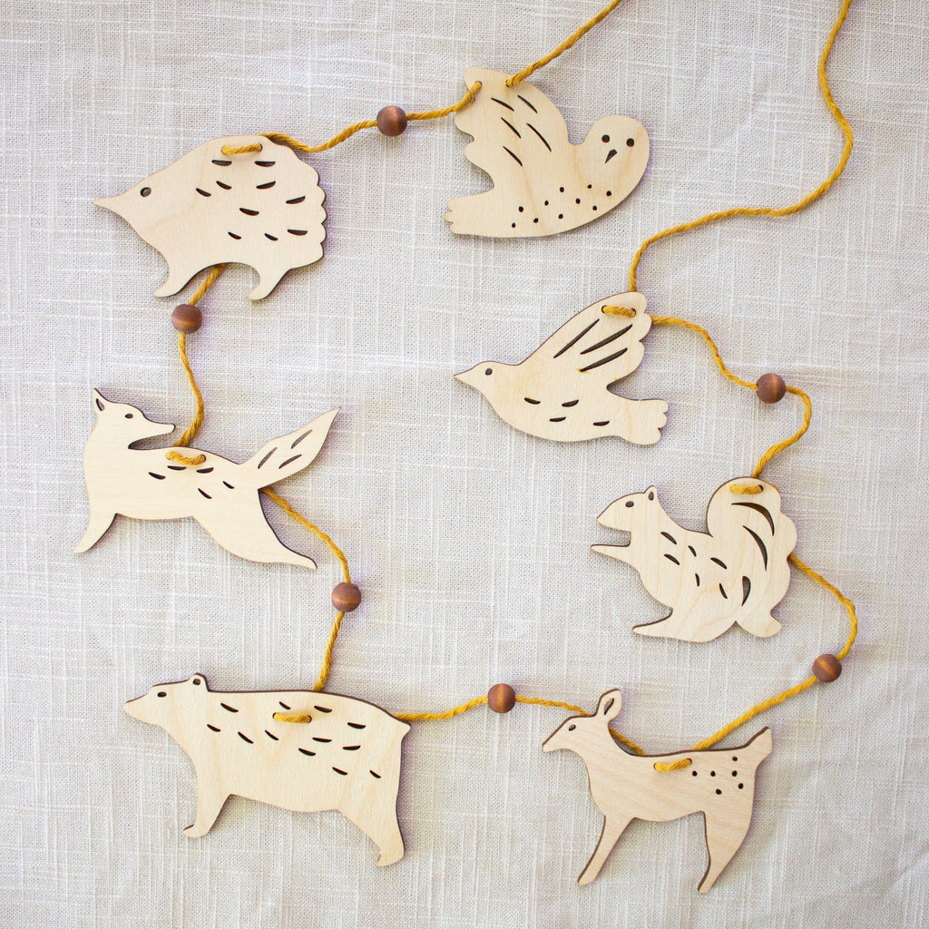 Bramble Workshop - Woodland Garland, Natural Wood