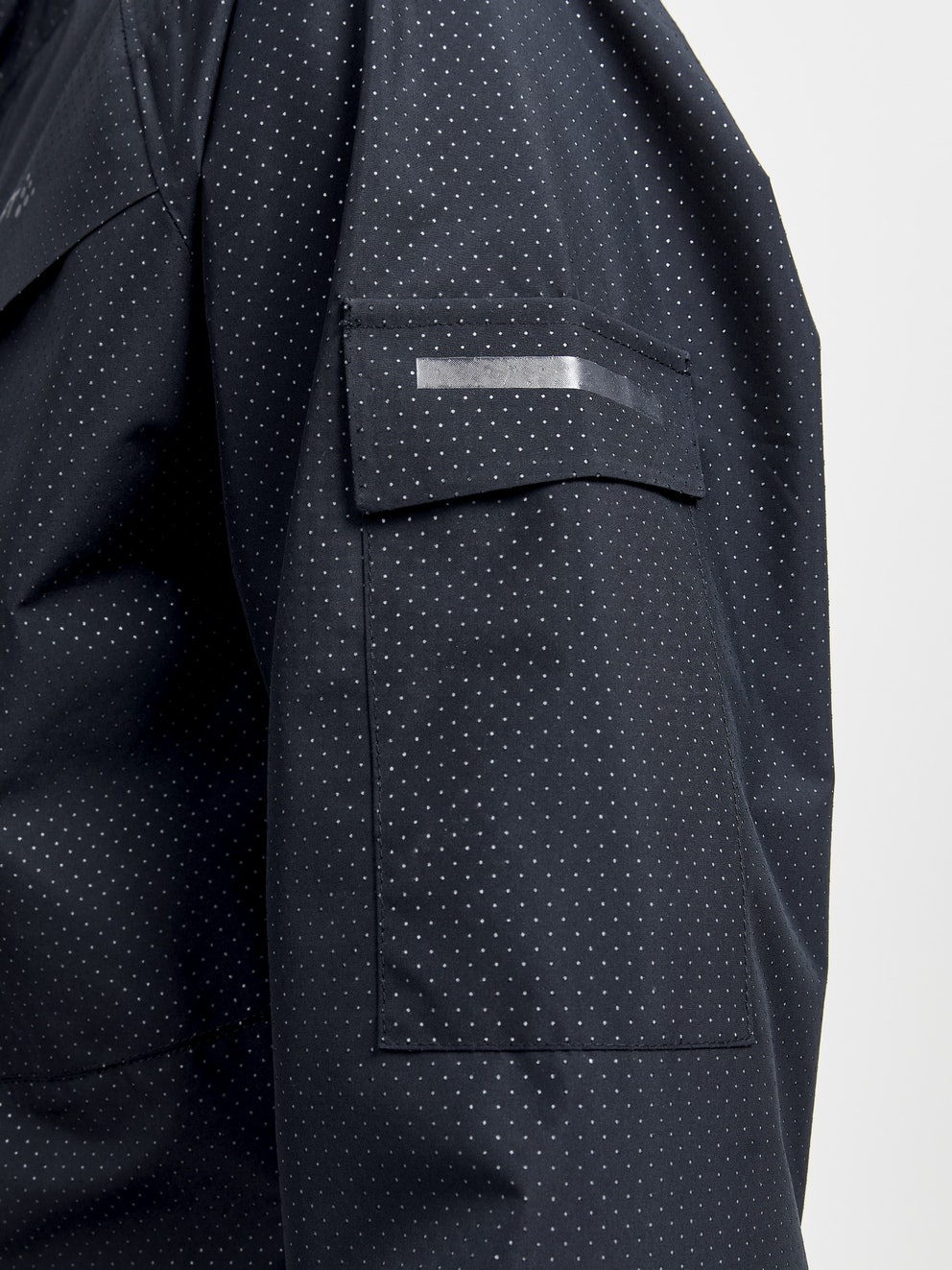 Men's Pro Hydro Cargo Running Jacket | Black