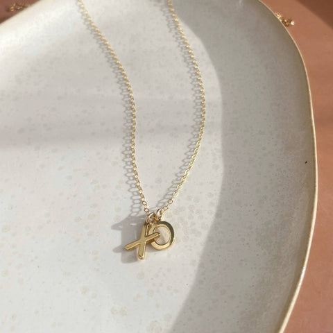 XO Necklace | Gold