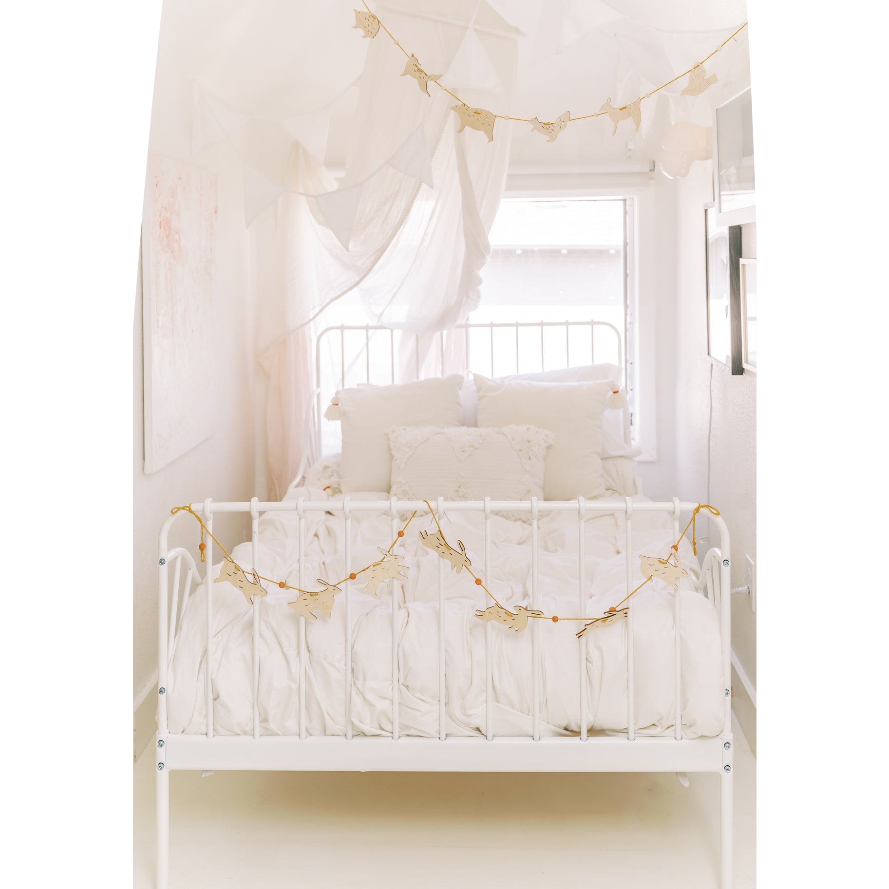 Bramble Workshop - Woodland Garland, Natural Wood