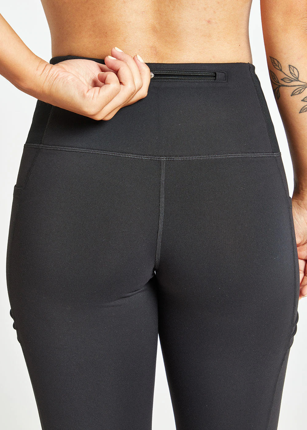 Women's Pocket Jogger 3/4 Tights | Black