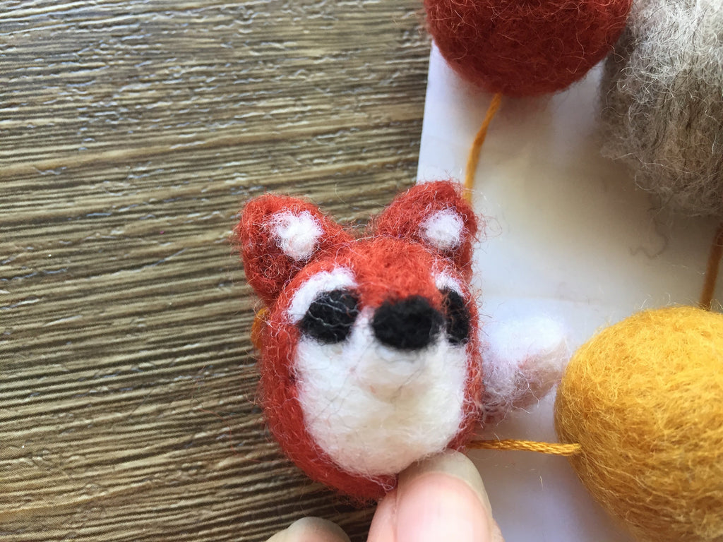 Hand-Felted Pom Garlands - 4'