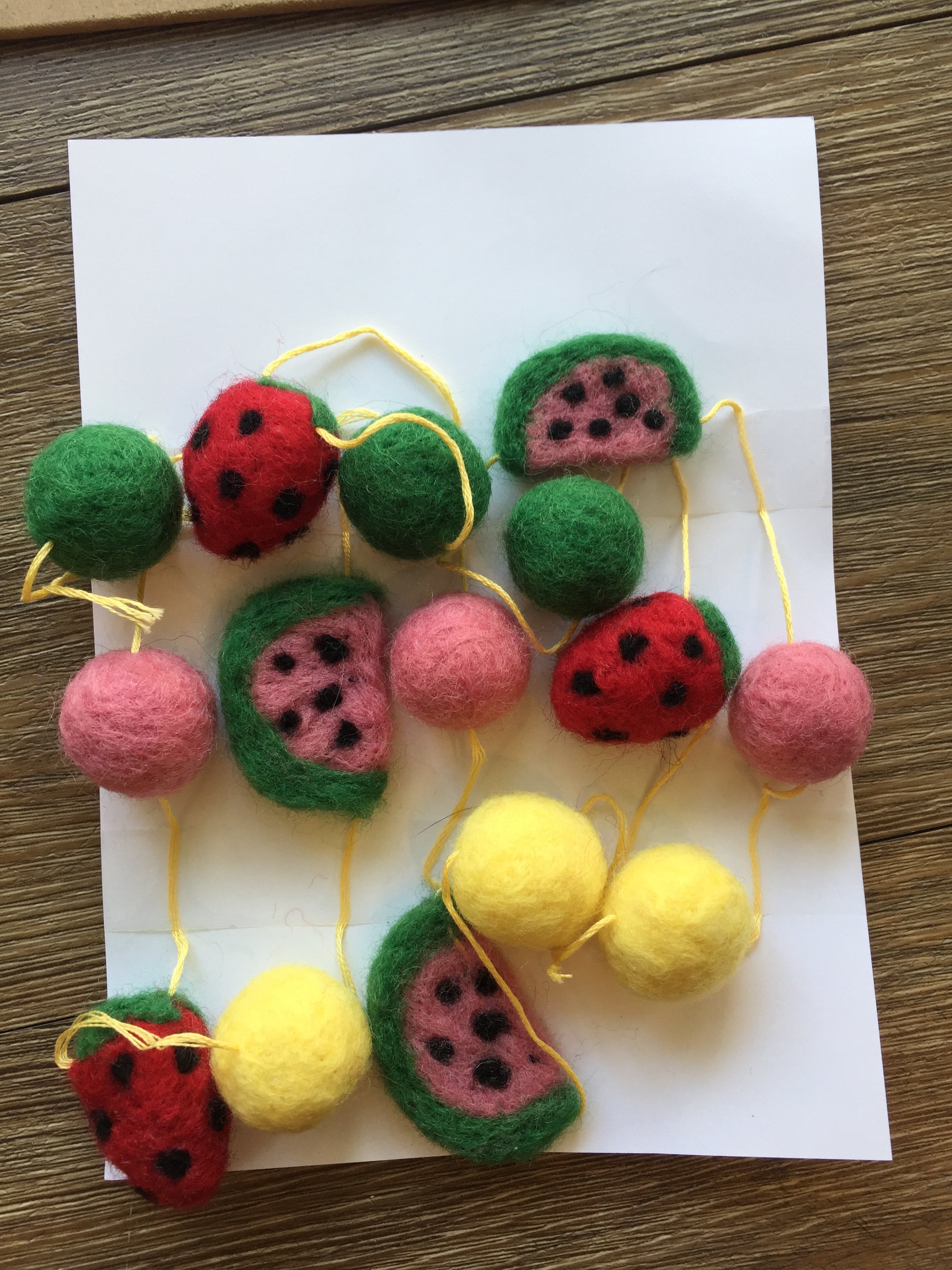 Hand-Felted Pom Garlands - 4'