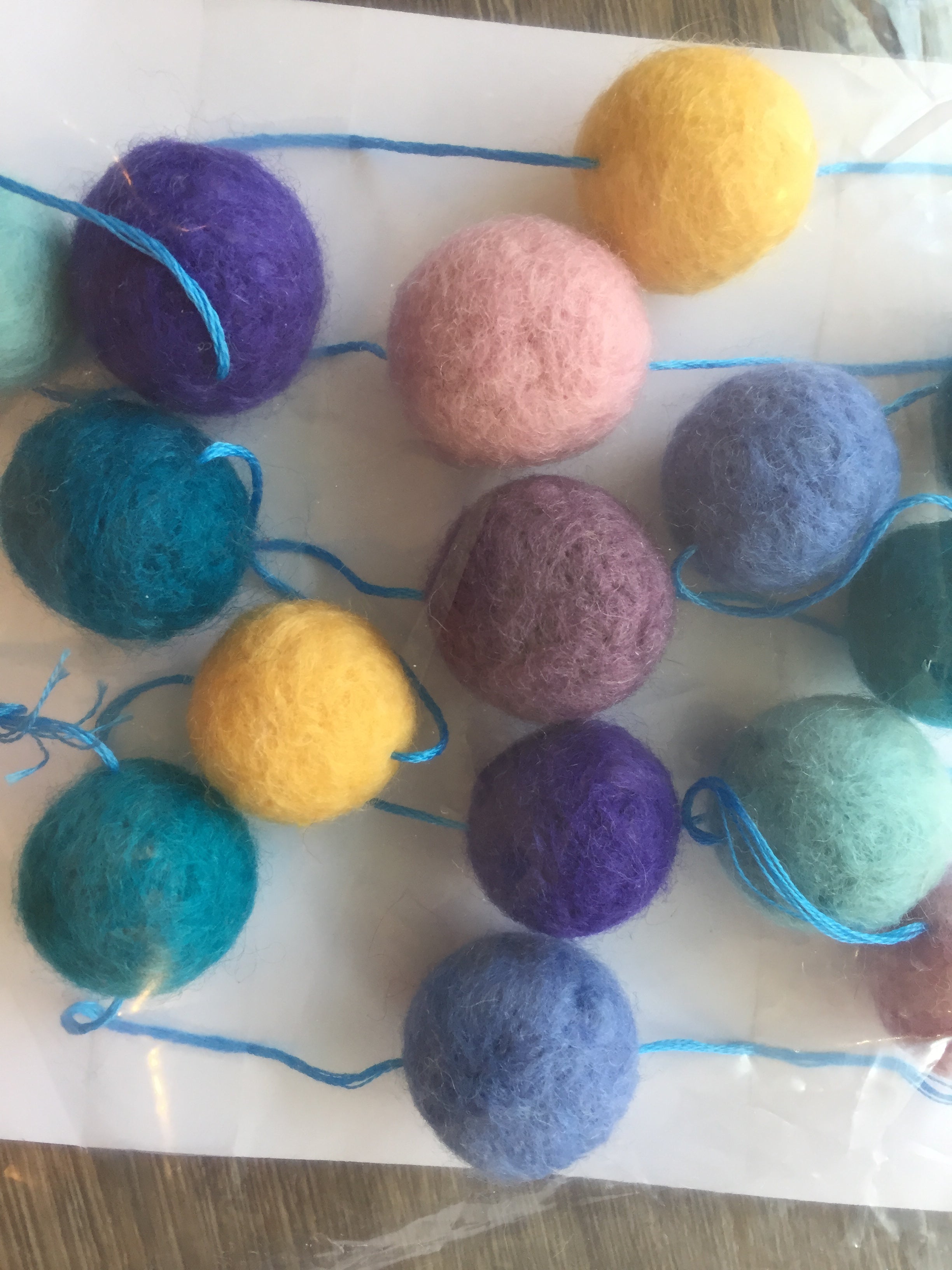 Hand-Felted Pom Garlands - 4'