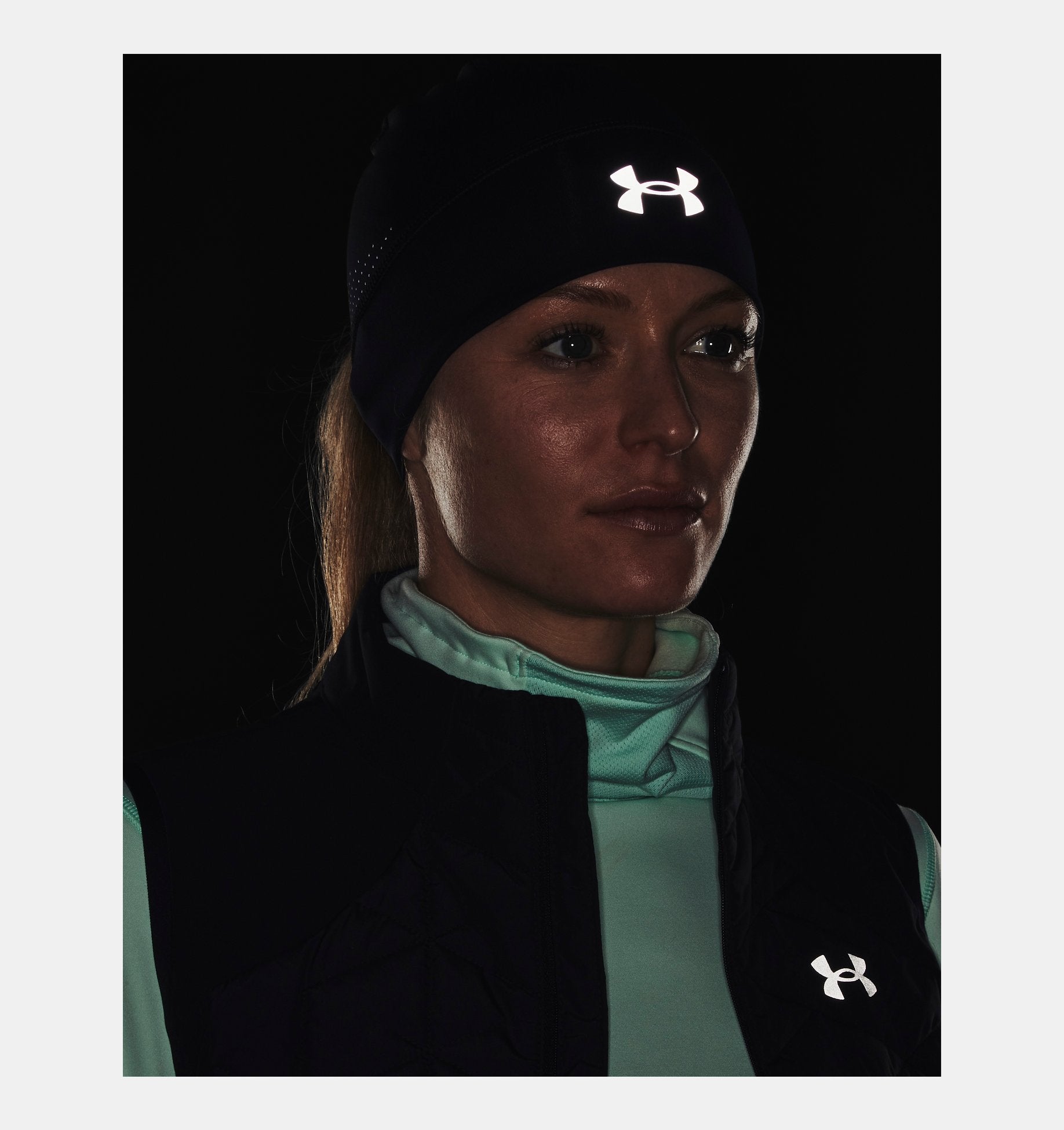 Storm Ponytail Beanie | Black