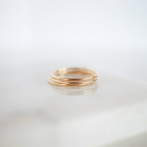 Smooth Skinny Rings | Gold